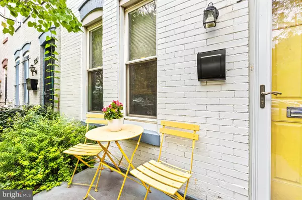 Washington, DC 20002,913 4TH ST NE