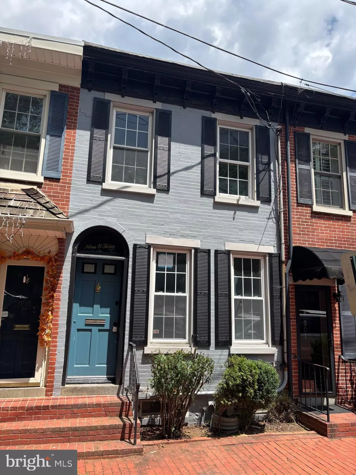 Wilmington, DE 19806,903 LOVERING AVE