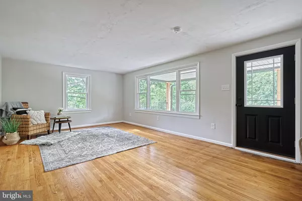 Glen Rock, PA 17327,3433 W SPRINGFIELD RD
