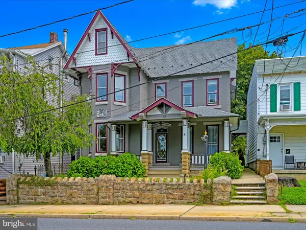 Schuylkill Haven, PA 17972,28 DOCK STREET