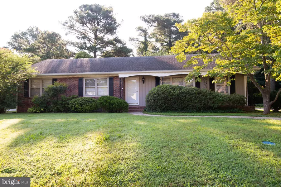 2 ALGONQUIN RD, Cambridge, MD 21613