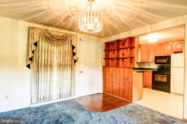 Media, PA 19063,23 RAMPART WEST