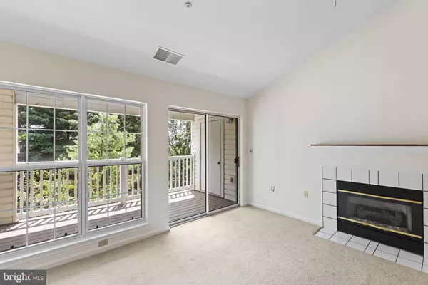 Columbia, MD 21045,5941 MILLRACE CT #D-303