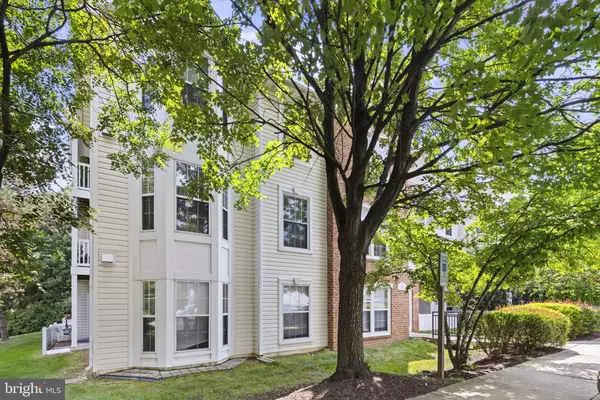 Columbia, MD 21045,5941 MILLRACE CT #D-303