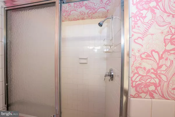 Philadelphia, PA 19103,1919 CHESTNUT ST #2819