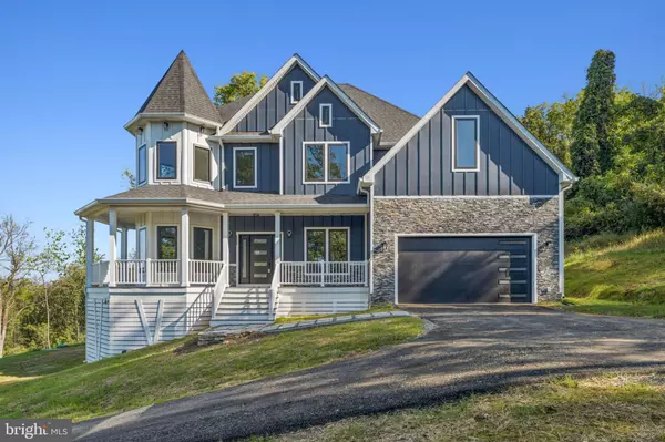 12816 FURNACE MOUNTAIN RD, Lovettsville, VA 20180
