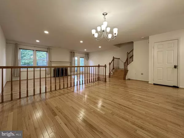 Rockville, MD 20852,6042 LOGANWOOD DR