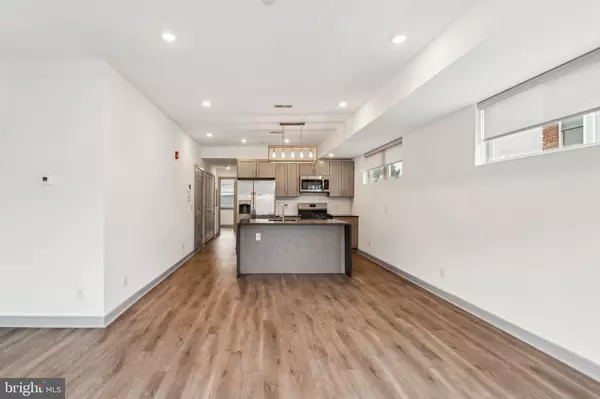 Philadelphia, PA 19122,419 W BERKS ST #2