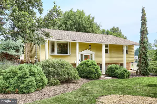 1 BRANDYWINE DR, Shrewsbury, PA 17361