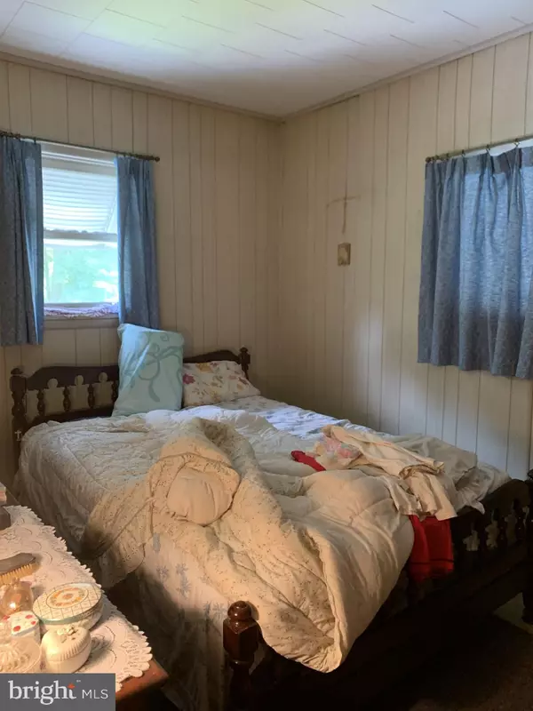 Port Carbon, PA 17965,602 5TH ST