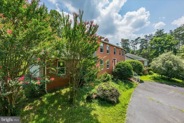 Mclean, VA 22102,1013 UNION CHURCH RD
