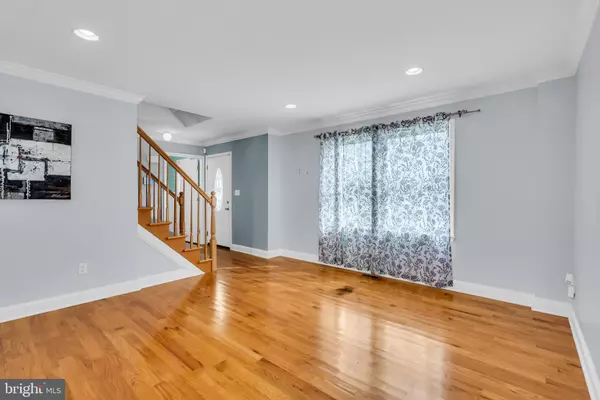 Toms River, NJ 08753,166 BLUE SEA LN