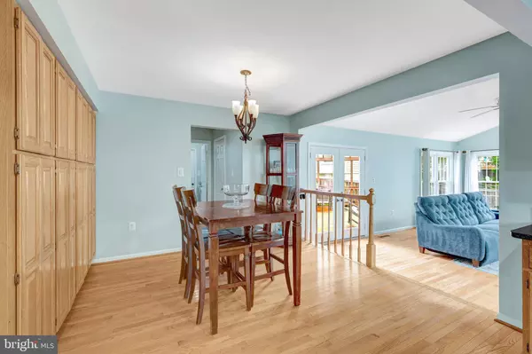 Herndon, VA 20171,3147 KINROSS CIR