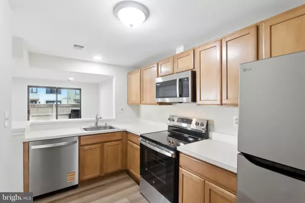 Montgomery Village, MD 20886,9389 CHADBURN PL