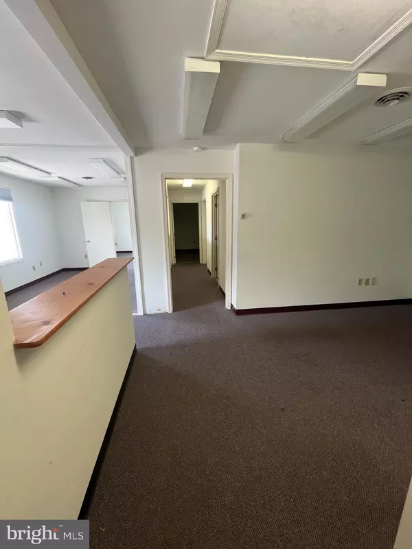 Waynesboro, PA 17268,1977 MARKET SQUARE BLVD