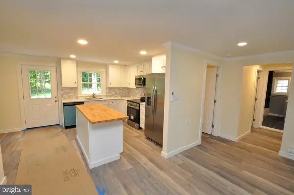Eastampton, NJ 08060,5 ROBERTS