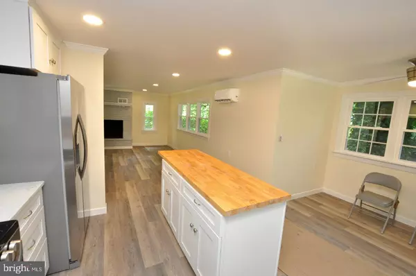 Eastampton, NJ 08060,5 ROBERTS