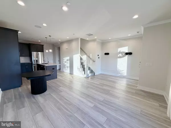 Philadelphia, PA 19125,3100 SCHIRRA LN #120