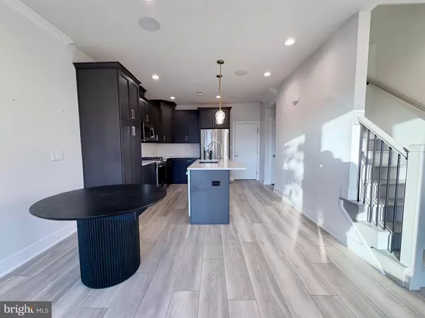 Philadelphia, PA 19125,3100 SCHIRRA LN #120