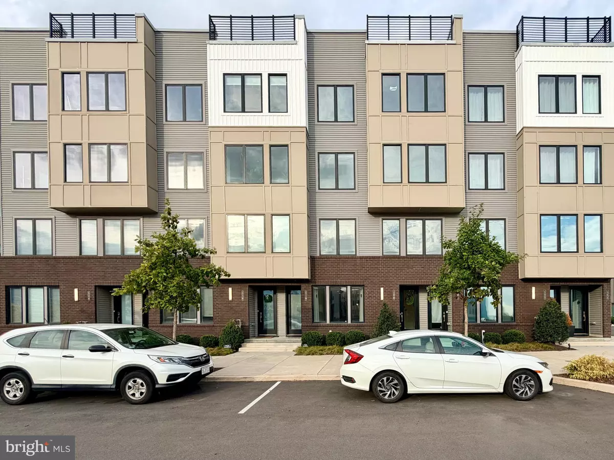 Philadelphia, PA 19125,3100 SCHIRRA LN #120