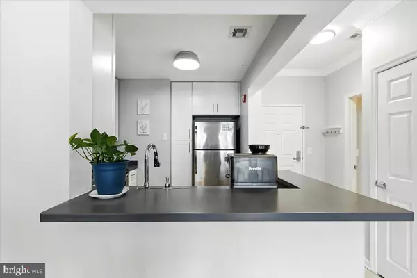 Baltimore, MD 21230,23 PIERSIDE DR #319