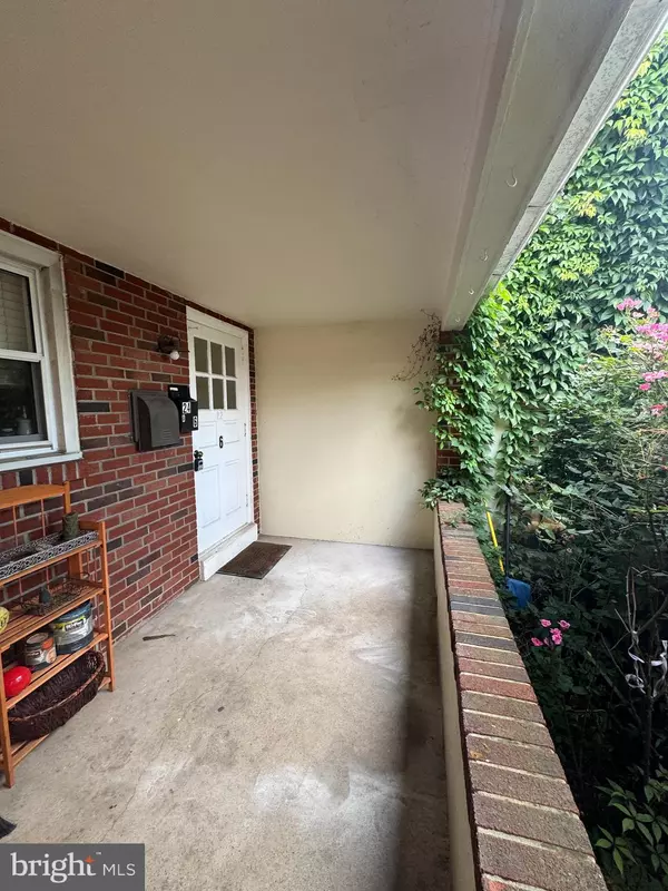 Bridgeport, PA 19405,26 E FOURTH ST #6