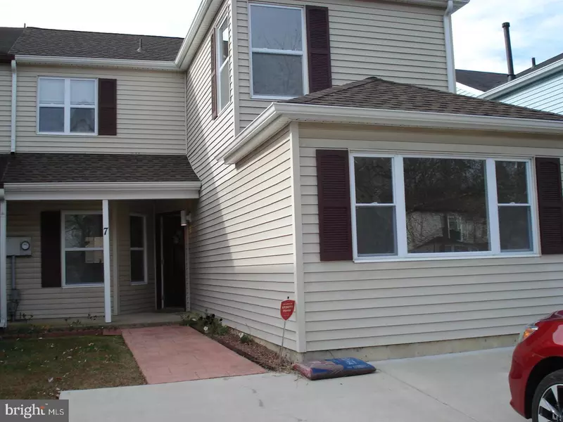 7 GALAXY CT, Sewell, NJ 08080