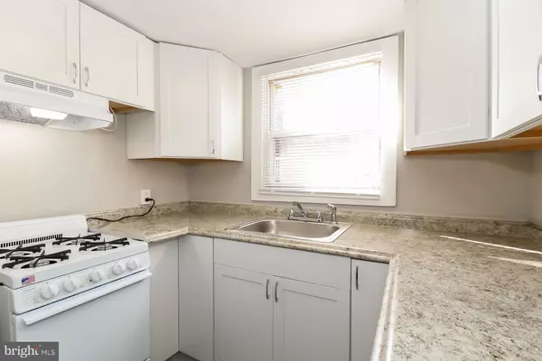 Philadelphia, PA 19142,7037 ELMWOOD AVE