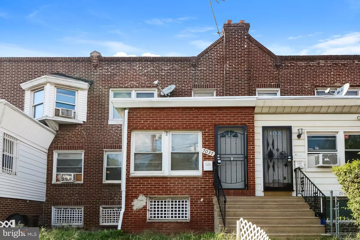 Philadelphia, PA 19142,7037 ELMWOOD AVE