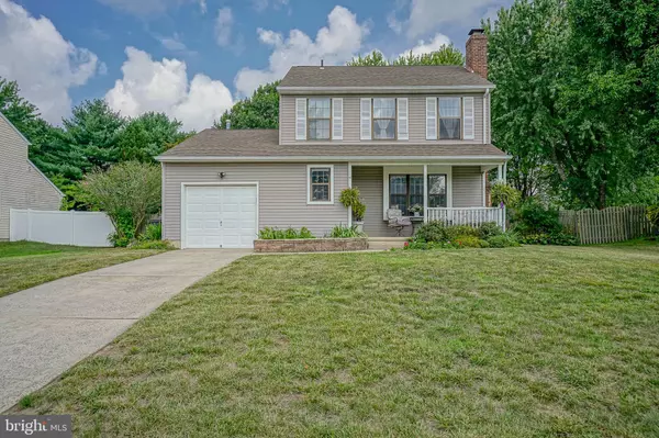 16 SCENIC VIEW DR, Sicklerville, NJ 08081