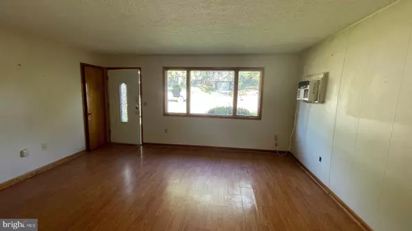 Keyser, WV 26726,110 HAZELTON DR