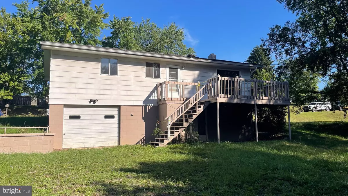 Keyser, WV 26726,110 HAZELTON DR