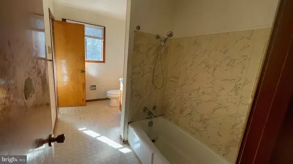 Keyser, WV 26726,110 HAZELTON DR