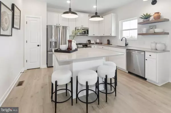 Martinsburg, WV 25405,TBB VALOR LANE