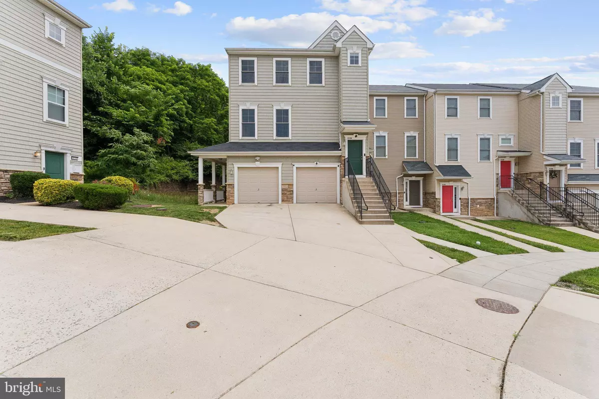 Washington, DC 20032,412 WOODCREST DR SE #412B