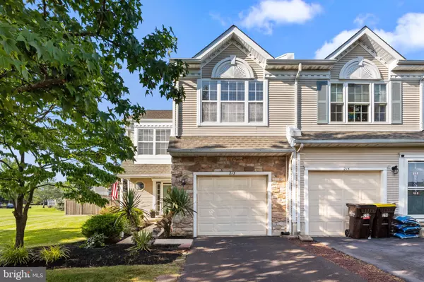Newtown, PA 18940,213 MULBERRY PL