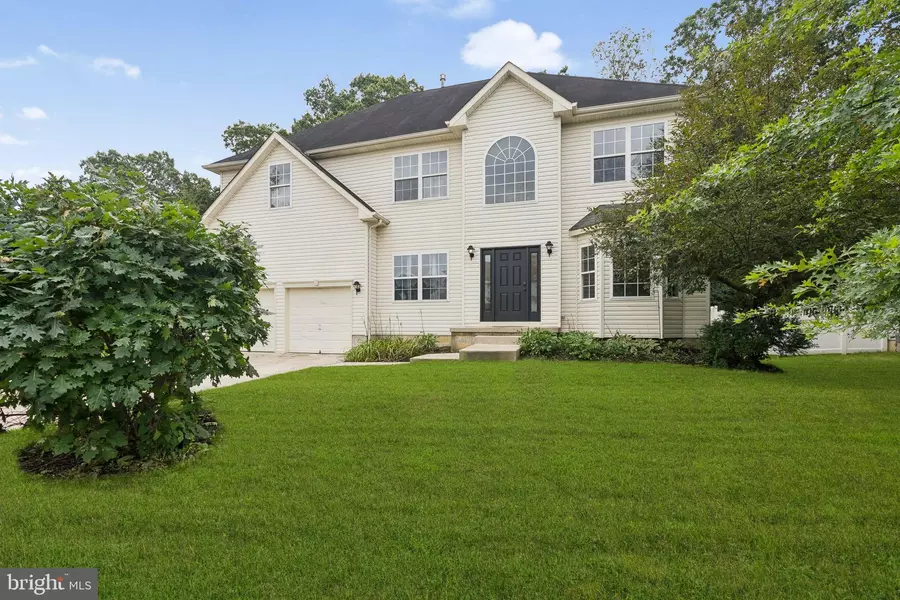 27 DOWNS ST, Clayton, NJ 08312