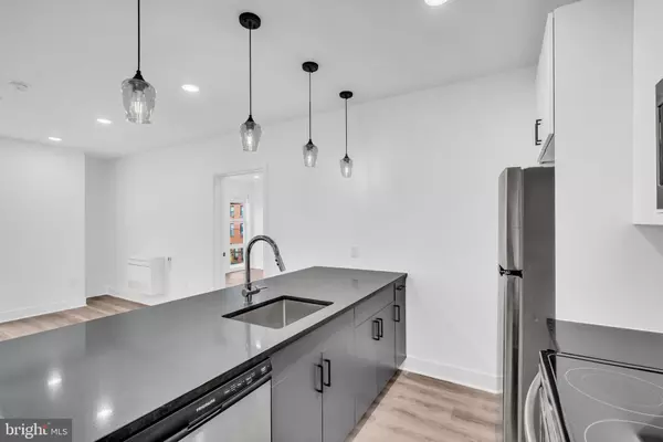 Philadelphia, PA 19122,330 CECIL B MOORE AVE #404