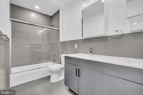 Philadelphia, PA 19122,330 CECIL B MOORE AVE #404