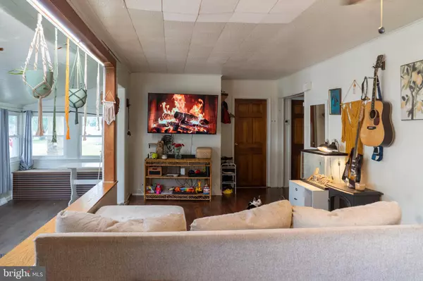 Carneys Point, NJ 08069,260 JOHNSON ST