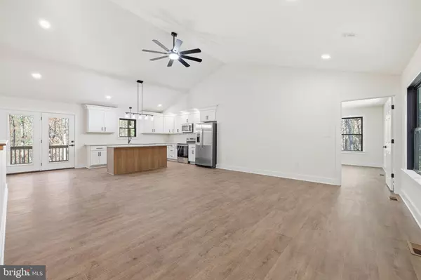 Mount Jackson, VA 22842,125 CRAB APPLE RD