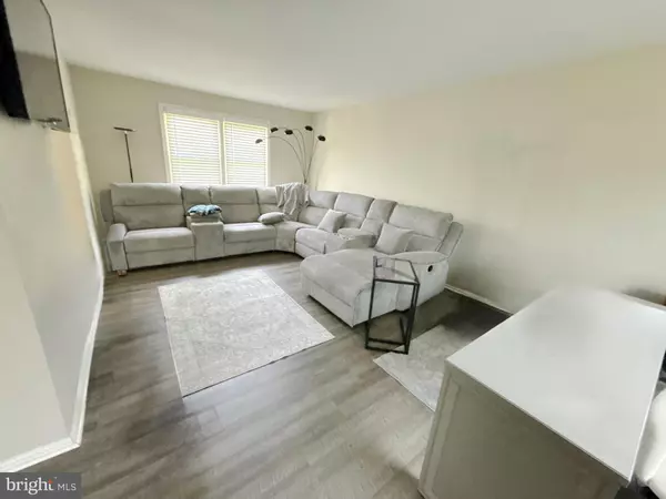 Bordentown, NJ 08505,11 KNIGHTS CT