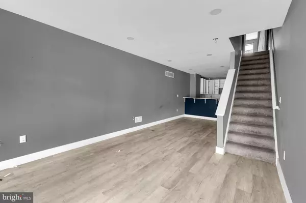 Baltimore, MD 21205,2315 E MADISON ST