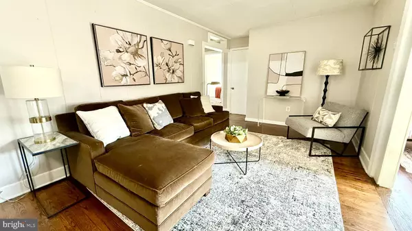 Carneys Point, NJ 08069,251 G ST