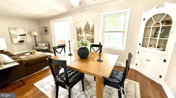 Carneys Point, NJ 08069,251 G ST