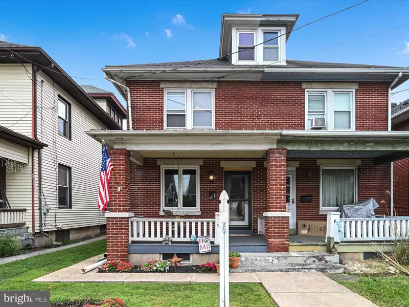 822 W MAIN ST, Palmyra, PA 17078