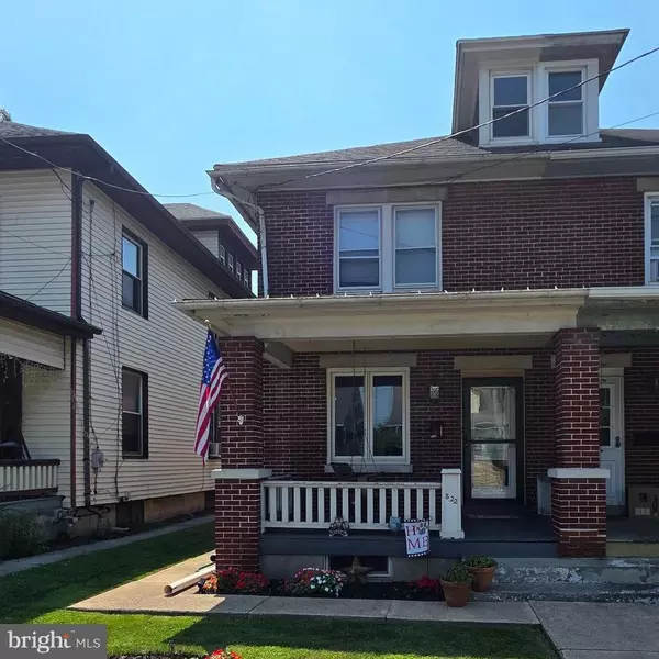 822 W MAIN ST, Palmyra, PA 17078