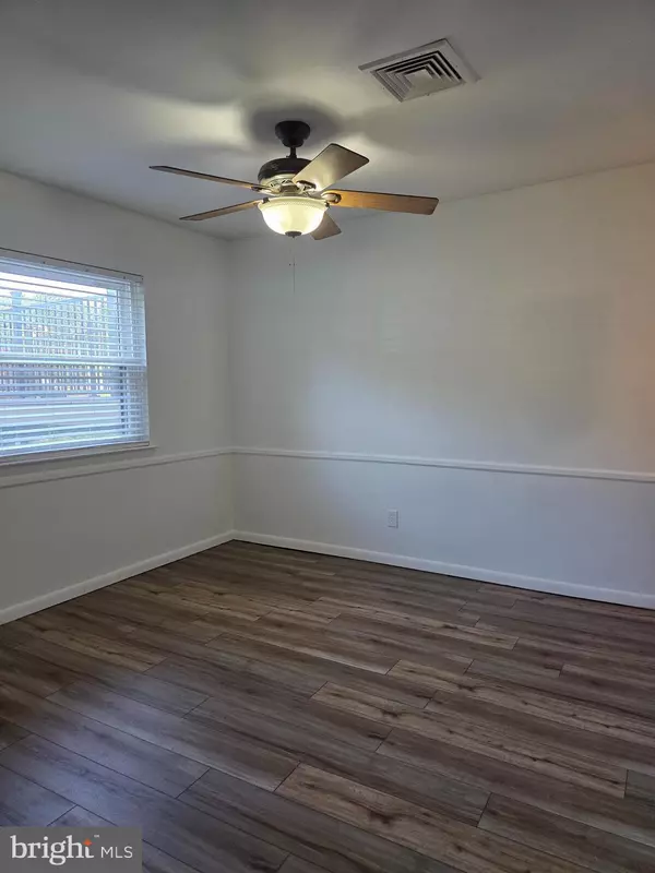 Wilmington, DE 19808,5426 VALLEY GREEN DRIVE #4 B