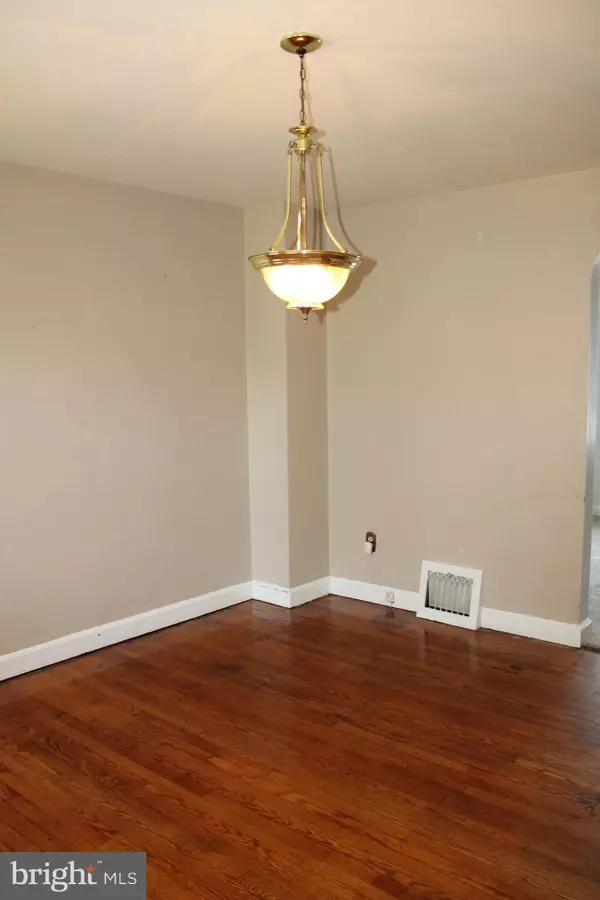 York, PA 17403,1110 E JACKSON ST