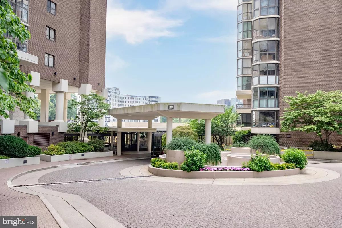 Arlington, VA 22209,1600 N OAK ST #1125